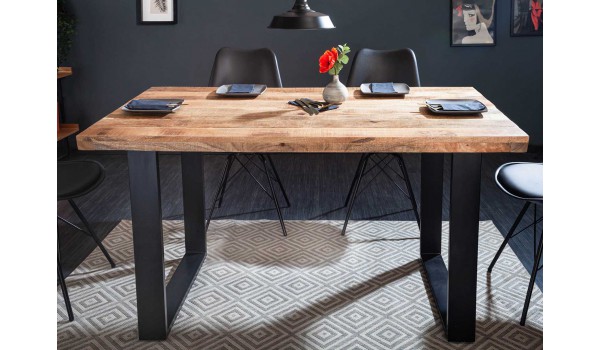 Table en bois de manguier - Pied en U noir