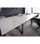Grande table en céramique effet marbre 180-260 cm