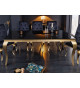 Table baroque noire et métal doré effet or