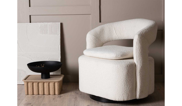 Fauteuil design en tissu bouclé blanc