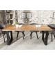 Table à manger en bois et pieds industriel