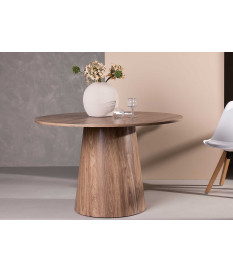Table à manger tendance aspect bois