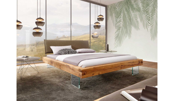 Lit design en bois massif et pieds en verre