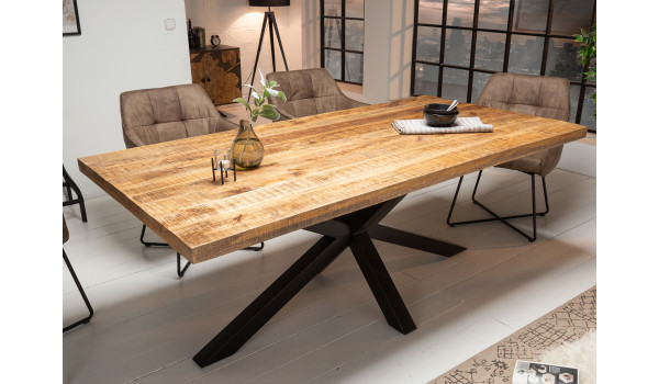 Table à manger 160 cm manguier et métal
