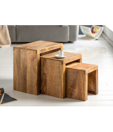 Set de 3 tables d'appoints en bois de manguier