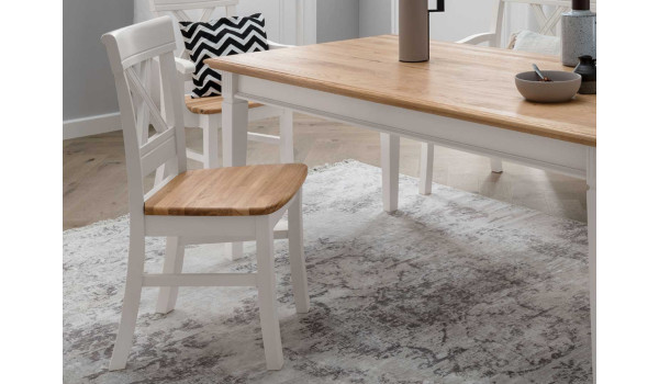 Chaises en pin blanc et chêne huilé