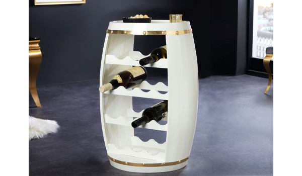 Tonneau à vin blanc et doré