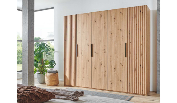 Grande armoire dressing imitation chêne et alu noir