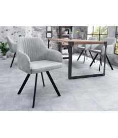 Chaise contemporaine gris clair / Pieds métal noir