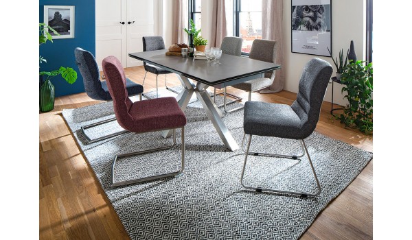 Table design en céramique et piétement métal brossé design